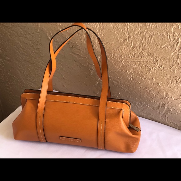 Handbag - Picture 4 of 5